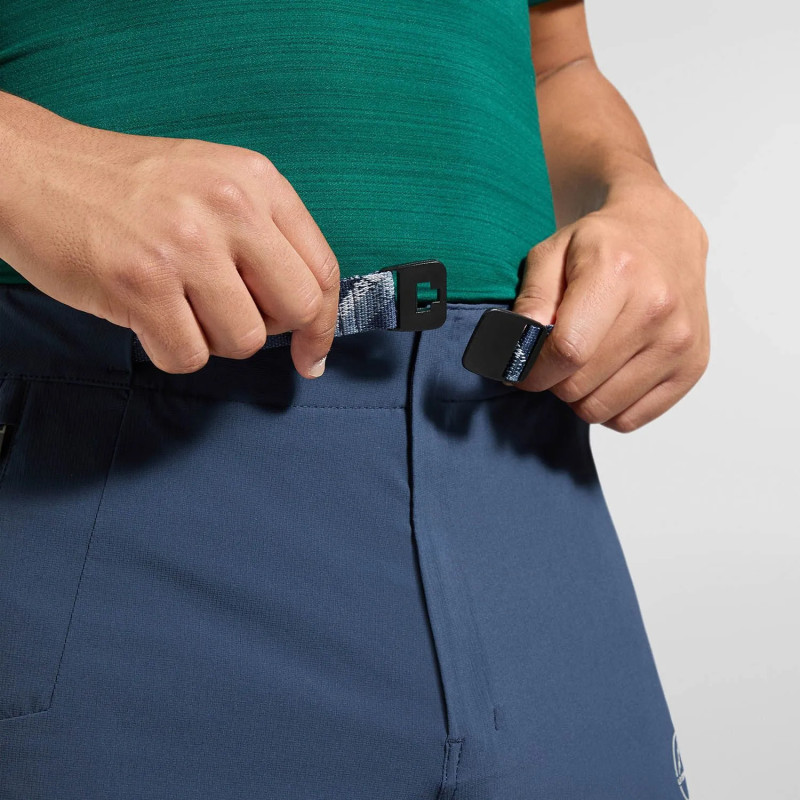 West Crest Shorts M